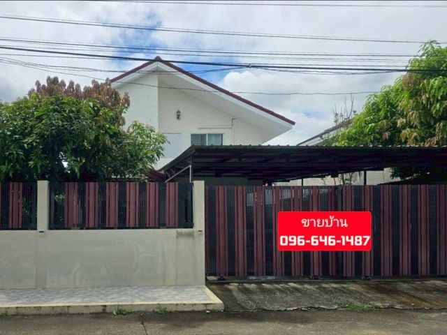 ขายบ้านเดี่ยวทำเลดี ราคาโดนใจ บ้านเดี่ยว 2 ชั้น หมู่บ้าน เกษมทรัพย์ 
คูคต ลำลูกกา ปทุมธานี พร้อมเข้าอยู่