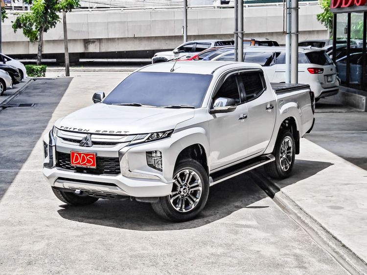 Mitsubishi Triton 2021 2.4 GT Plus Pickup ดีเซล เกียร์อัตโนมัติ ขาว รูปที่ 2