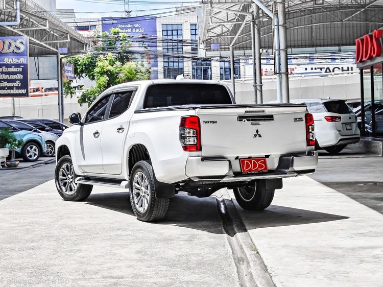 Mitsubishi Triton 2021 2.4 GT Plus Pickup ดีเซล เกียร์อัตโนมัติ ขาว รูปที่ 4