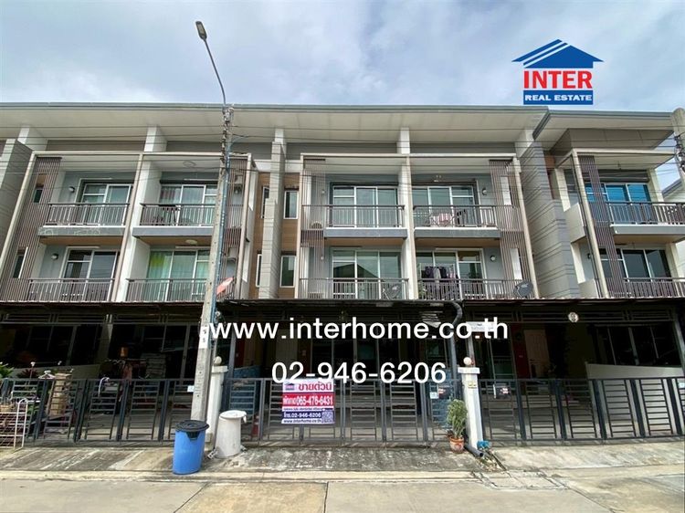 ทาวน์เฮ้าส์ 3 ชั้น 20 ตร.ว. หมู่บ้านทาวน์อเวนิว ไทม์ ท่าข้าม16 ใกล้เซ็นทรัลพระราม2‬ ซอย1 ถนนท่าข้าม ถนนซอยท่าข้าม16 เขตบางขุนเทียน กรุงเทพมห