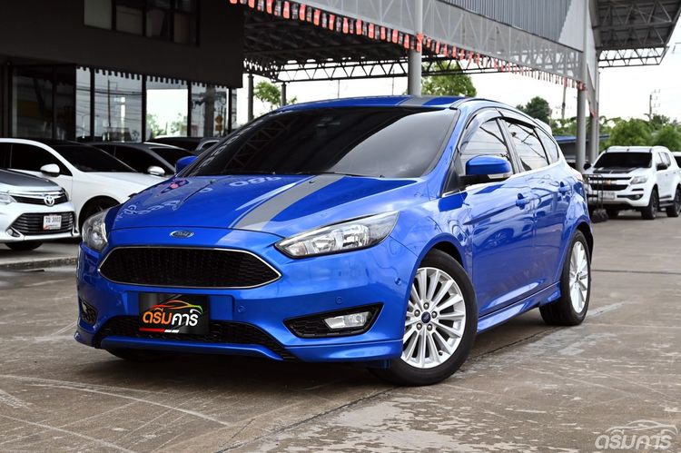 รถ Ford Focus 1.5 Sport สี น้ำเงิน