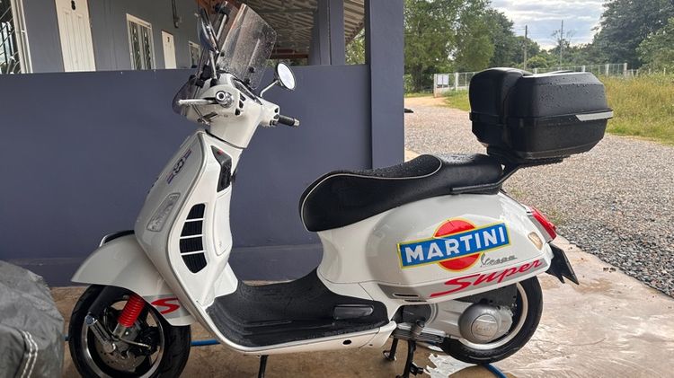Vespa gts 300 