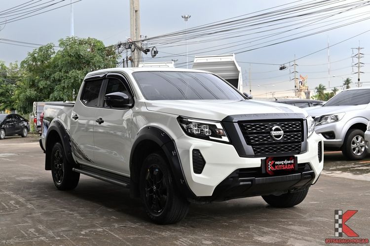 Nissan Navara 2024 2.3 Calibre E Black Edition Pickup ดีเซล ไม่ติดแก๊ส เกียร์อัตโนมัติ ขาว