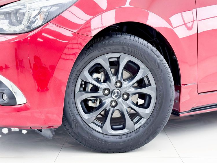 Mazda Mazda 2 2019 1.3 Sports High Connect Sedan เบนซิน ไม่ติดแก๊ส เกียร์อัตโนมัติ แดง รูปที่ 4