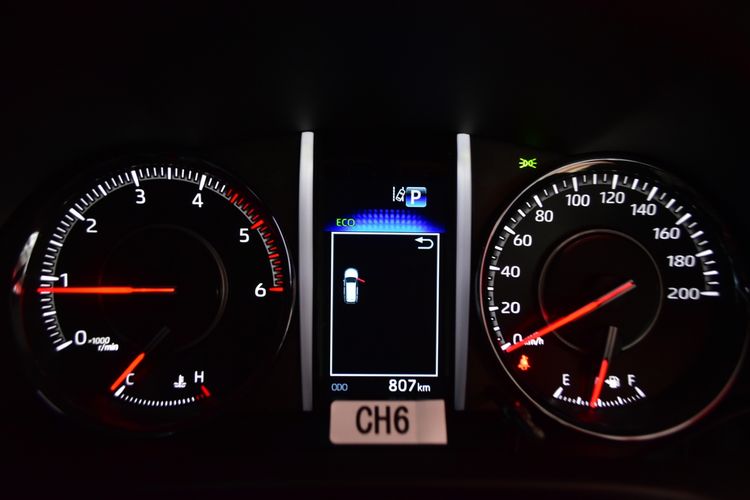 Toyota Fortuner 2025 2.8 GR Sport 4WD Utility-car ดีเซล ไม่ติดแก๊ส เกียร์อัตโนมัติ ขาว รูปที่ 3