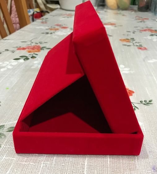 ตราสารทองคำมหามงคลเฉลิมพระเกียรติ ๗๒ พรรษา ในหลวง รัชกาลที่๙ รูปที่ 7