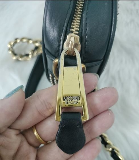 กระเป๋าMoschino ของแท้ รูปที่ 5