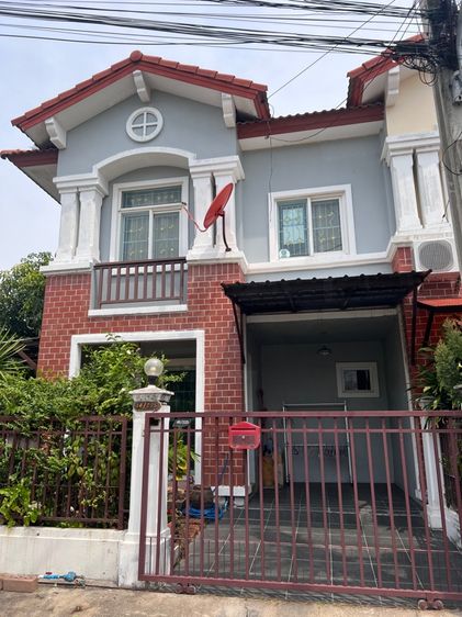 Pruksa สร้างเสร็จก่อน 2010 มีบางส่วน ไม่ใช่ ทาวน์เฮาส์ 2 ชั้น รูปที่ 2