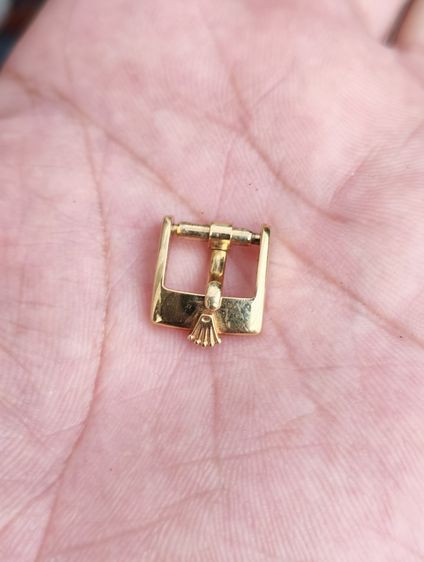 อื่นๆ หัวเข็มขัดแท้ Vintage Rolex Buckle 18k ใส่กับสายหนังขนาด 10 มิล ใครหาอยู่จัดไปแบ่งปันครับ