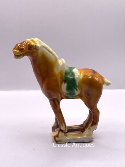 รูปปั้น ม้า ดินเผาเคลือบสะสม