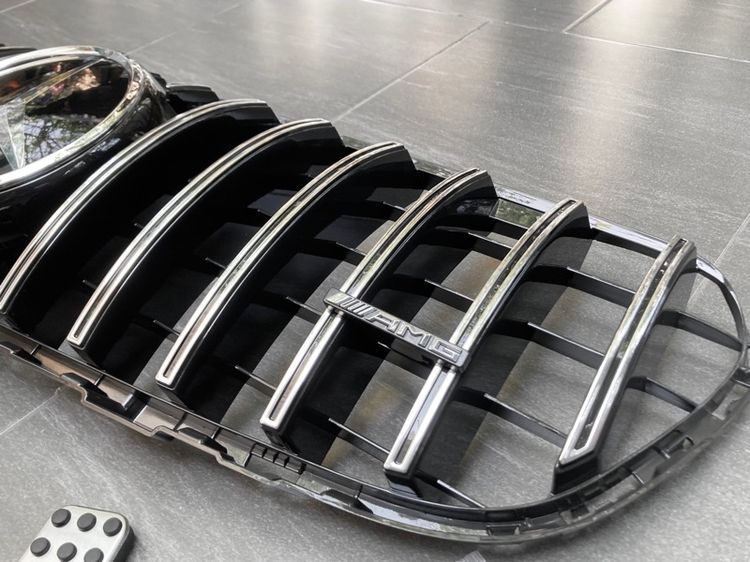 กระจังหน้า Benz GLC X253 รุ่นปี 2015-2018  กระจังมี 2 แบบ GLC63 AMG GT และ Daimond AMG รูปที่ 4