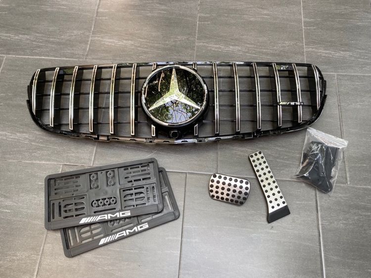 กระจังหน้า Benz GLC X253 รุ่นปี 2015-2018  กระจังมี 2 แบบ GLC63 AMG GT และ Daimond AMG รูปที่ 3