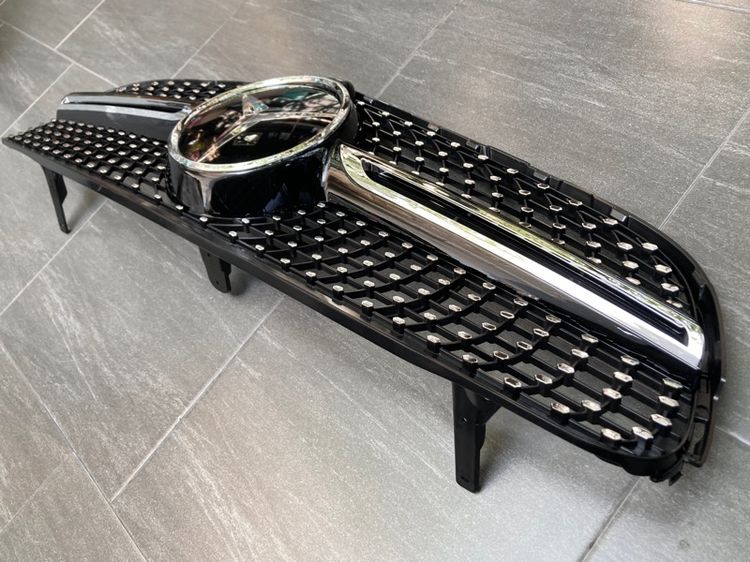 กระจังหน้า Benz GLC X253 รุ่นปี 2015-2018  กระจังมี 2 แบบ GLC63 AMG GT และ Daimond AMG รูปที่ 10