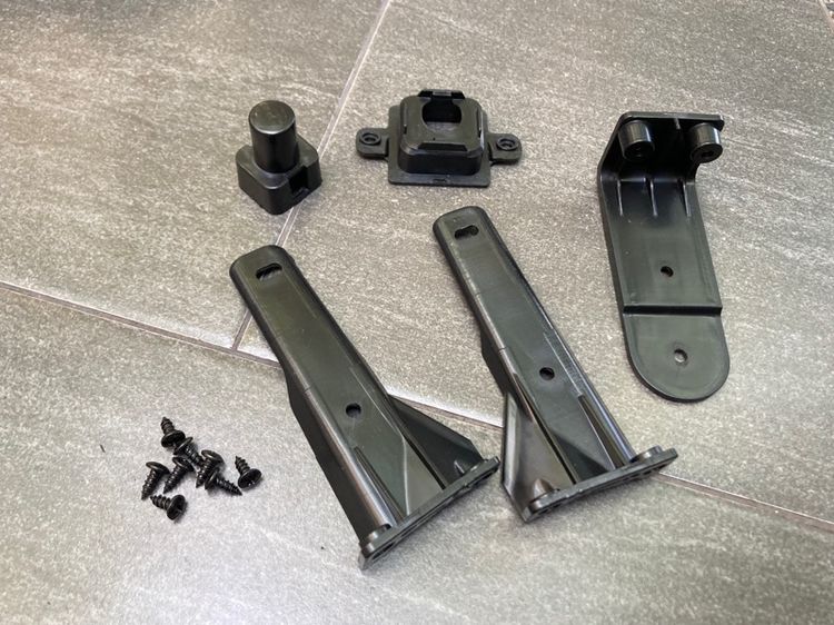 กระจังหน้า Benz GLC X253 รุ่นปี 2015-2018  กระจังมี 2 แบบ GLC63 AMG GT และ Daimond AMG รูปที่ 9