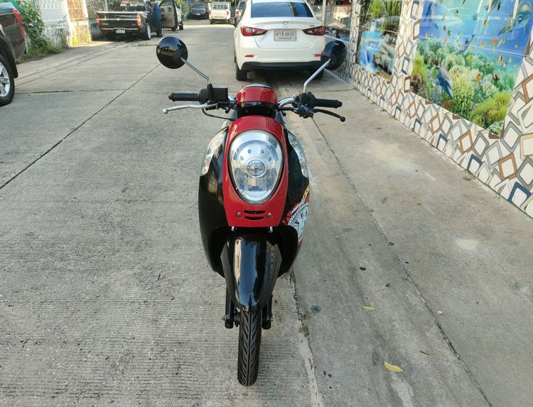 🛵ยังไงก็ขาย SCOOPY-i ปี 56 เครื่องดี สีสวย สตาร์ทมือ เล่มชุดโอนครบ+เปลี่ยนถ่ายน้ำมันเครื่องฟรี ส่งฟรี30 ก.ม รูปที่ 4