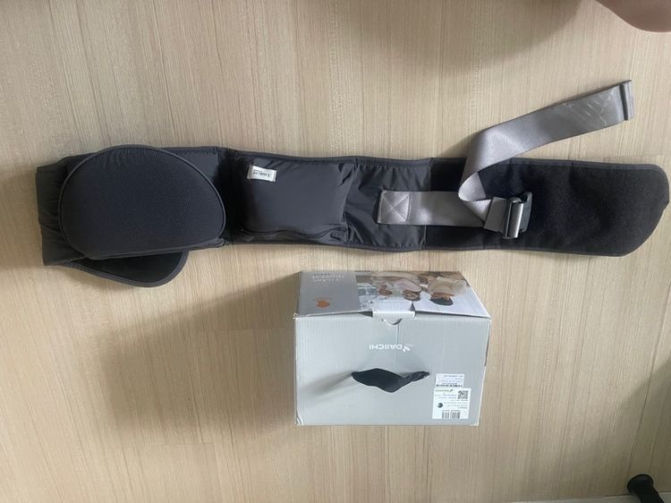 Louicre Tic toc Hipseat เป้อุ้มฮิปซีท สำหรับเด็กแรกเกิดถึง 36 เดือน จาก Daiichi  มือสอง สภาพดี ใช้งานน้อย แบรนด์อันดับ 1 จากประเทศเกาหลี  รูปที่ 2