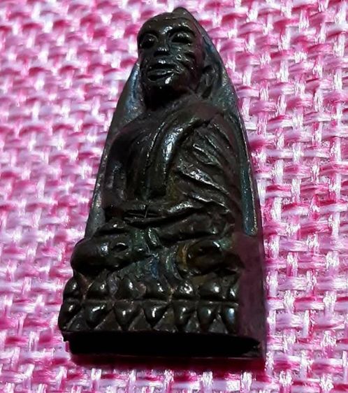 หลวงปู่ทวด หลังเตารีด รุ่นสร้างโรงพยาบาลโคกโพธิ์ รูปที่ 16