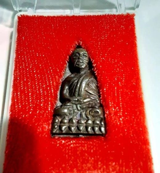 หลวงปู่ทวด หลังเตารีด รุ่นสร้างโรงพยาบาลโคกโพธิ์ รูปที่ 5