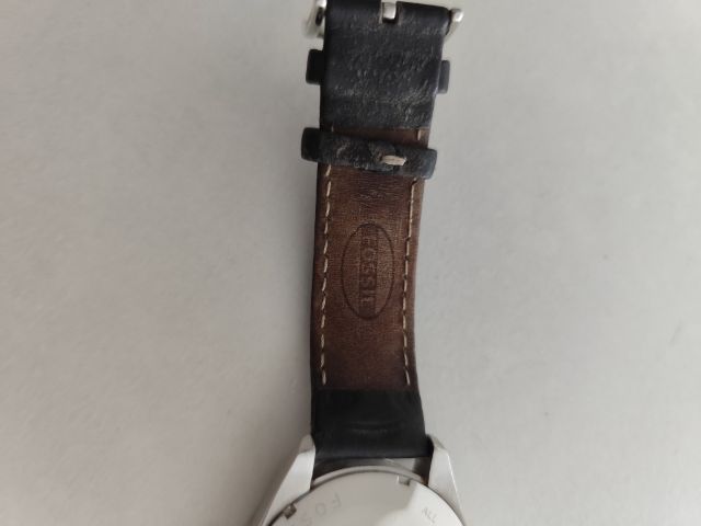 นาฬิกา FOSSIL ใช้งานได้ยังเดินปกติ มือสองขอคนรับได้ รูปที่ 9