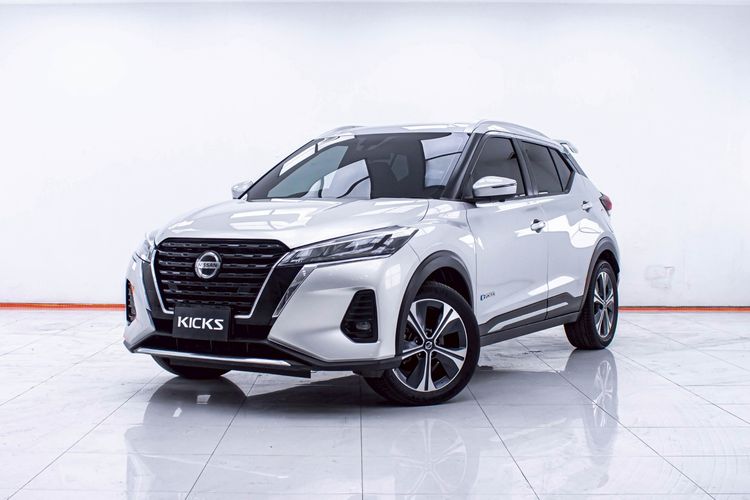 รถ Nissan Kicks 1.2 VL สี เทา