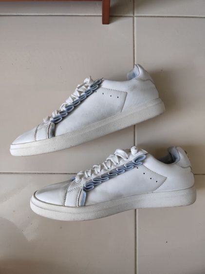 รองเท้าผ้าใบ TORY BURCH size 36ยาวด้านใน 24cm มือสองขายตามสภาพขอคนรับได้ รูปที่ 8