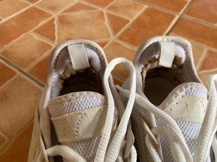 รองเท้าผ้าใบ Adidas มือสอง รูปที่ 5