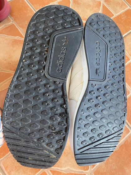 รองเท้าผ้าใบ Adidas มือสอง รูปที่ 6