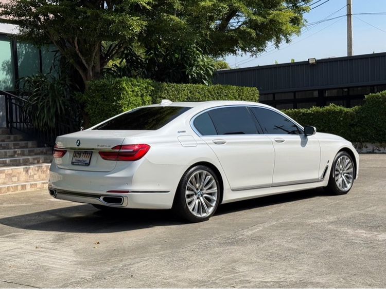 BMW Series 7 2019 740Le Sedan ปลั๊กอินไฮบริด (PHEV) ไม่ติดแก๊ส เกียร์อัตโนมัติ ขาว รูปที่ 3