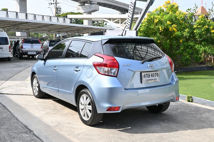 Toyota Yaris 2016 1.5 TRD Sportivo Sedan เบนซิน ไม่ติดแก๊ส เกียร์อัตโนมัติ ฟ้า รูปที่ 4