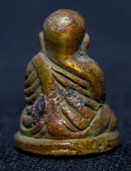 หลวงพ่อเงินพิมพ์นิยม รูปที่ 2