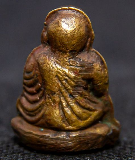 หลวงพ่อเงินพิมพ์ขี้ตา รูปที่ 2