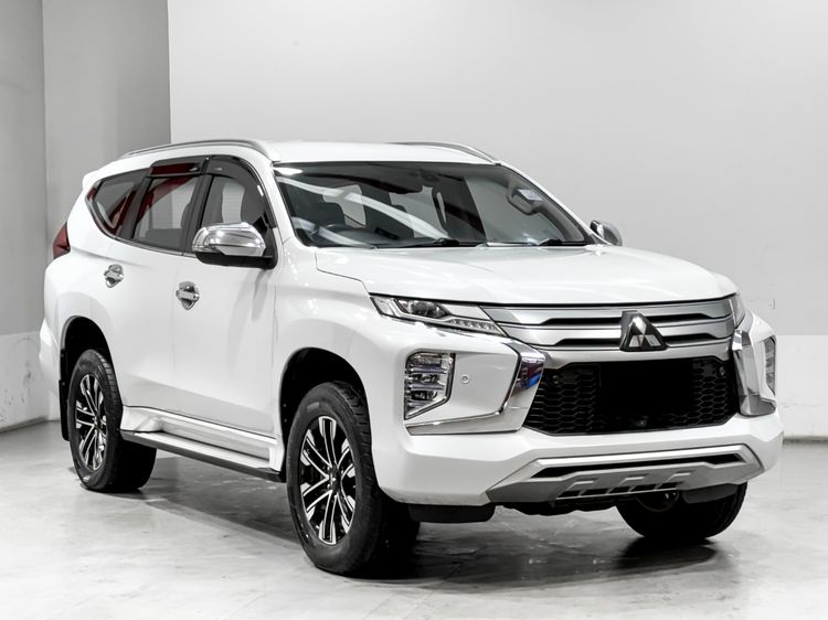 Mitsubishi Pajero Sport 2020 2.4 GT Premium 4WD Utility-car ดีเซล เกียร์อัตโนมัติ ขาว รูปที่ 3