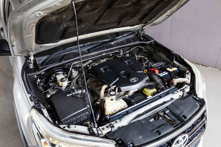 Toyota Hilux Revo 2020 2.8 Prerunner G Rocco Pickup ดีเซล ไม่ติดแก๊ส เกียร์อัตโนมัติ เทา รูปที่ 4