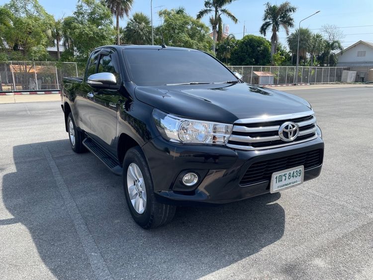 รถ Toyota Hilux Revo 2.4 G Prerunner สี ดำ