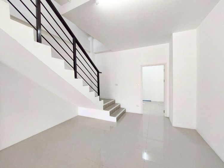 ให้เช่า อาคารพาณิชย์ 4 ชั้น ห้องมุม ฉัตรหลวง 17 รังสิต-คลองสาม ปทุมธานี ทำเลย่านธุรกิจ เติบโตต่อเนื่อง   รูปที่ 4