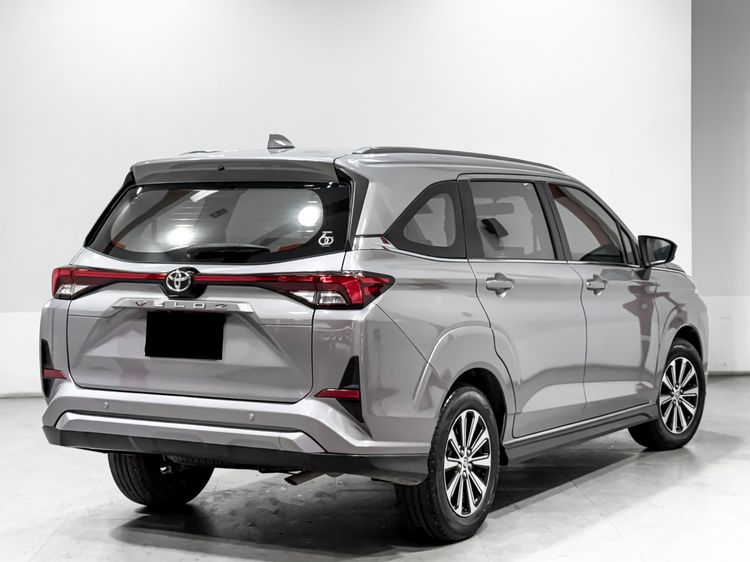 Toyota Veloz 2022 1.5 Smart Utility-car เบนซิน เกียร์อัตโนมัติ บรอนซ์เงิน รูปที่ 4