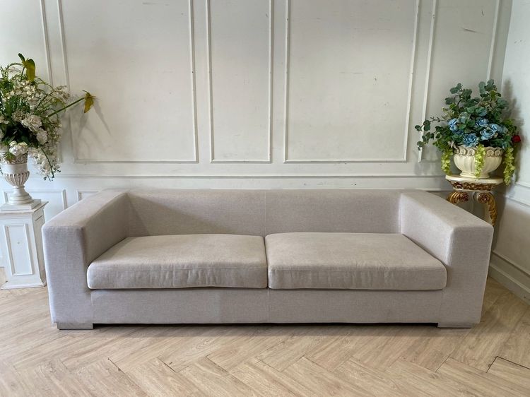 โซฟา Beatris 4 ที่นั่ง สีเทาอ่อน ยี่ห้อ S.B. Furniture รูปที่ 6
