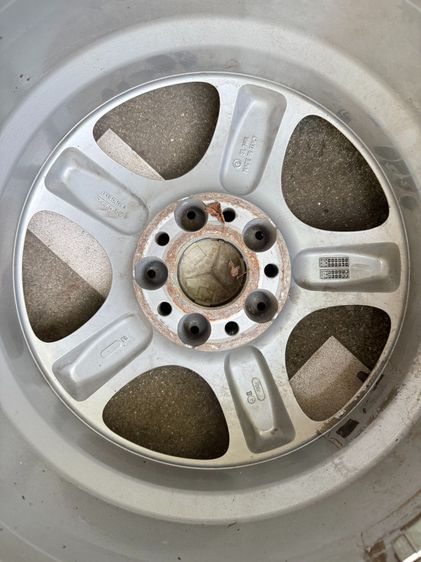 ล้อ Benz แท้ 17นิ้ว W210 E240 FACELIFT AVANTGARDE Made in Italy Part no.A2104011502 ขนาด 8J x 17H2 ET37 ล้อสภาพสวยเดิม ไม่คด ไม่ดุ้ง ไม่ร้าว รูปที่ 7