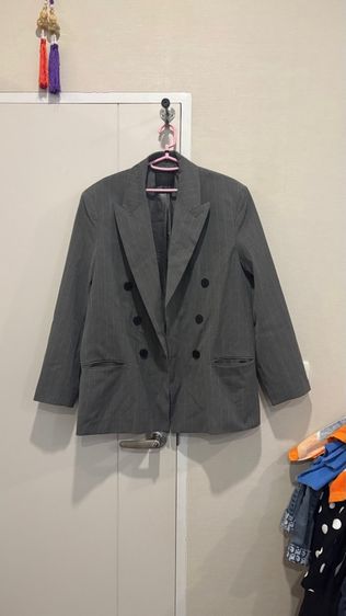 เบเซอร์ Zara Oversize Pinsrripe สีเทา 