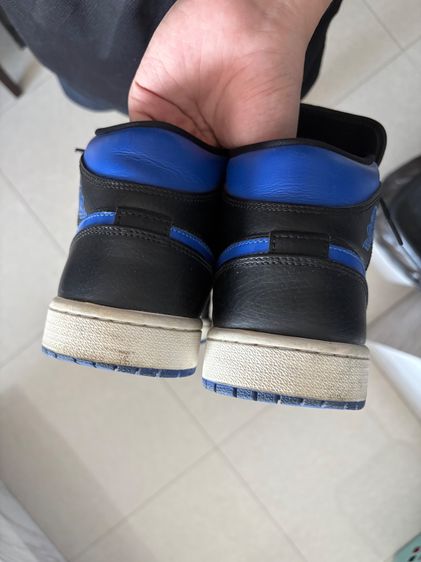 Air Jordan I Mid Hyper Royal 10 US สภาพดีใส่น้อยไม่มีกล่องซื้อมาจากอเมริกา รูปที่ 6