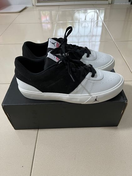 Nike Jordan Series ES US10.5 UK9.5 CM28.5 สภาพเดิมนอนกล่องพร้อมใช้ รูปที่ 3