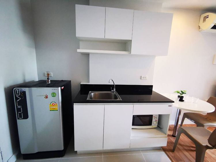 อื่นๆ ไม่อนุญาต ตกแต่งครบ 2015 ขาย WE Condo เอกมัย-รามอินทรา  ห้องสตูดิโอ พร้อมผู้เช่า  Fully Furnished แต่งครบ  รูปที่ 2