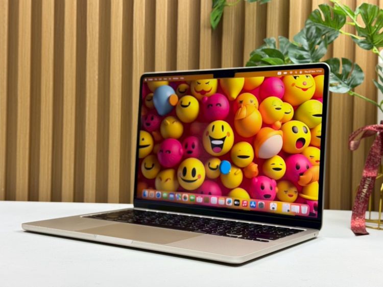 MacBook Air 13.6-inch M3 2024 Ram8GB SSD256GB Starlight  รูปที่ 2