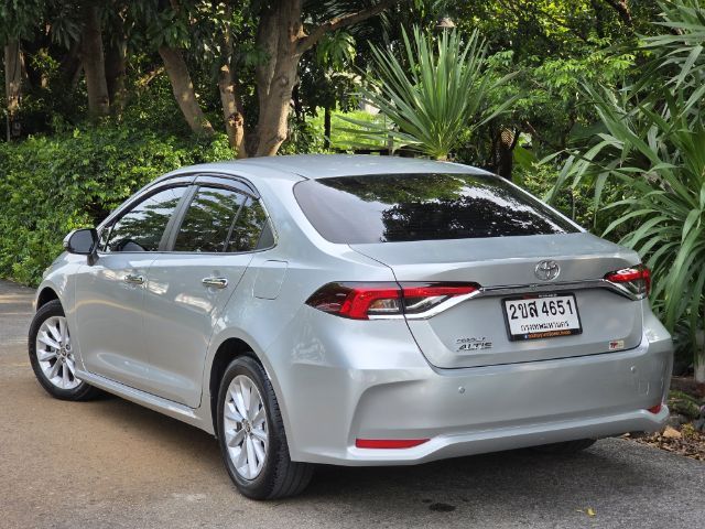 Toyota Altis 2022 1.6 G Sedan เบนซิน ไม่ติดแก๊ส เกียร์อัตโนมัติ บรอนซ์เงิน รูปที่ 2