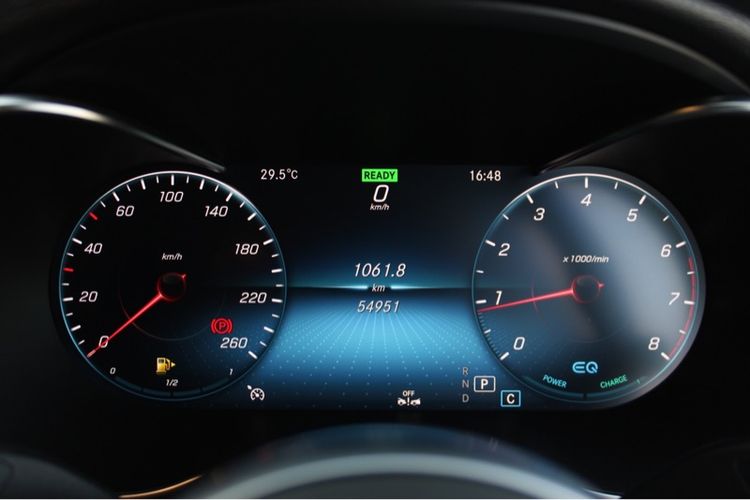 Mercedes-Benz C-Class 2020 C200 Sedan เบนซิน เกียร์อัตโนมัติ บรอนซ์เงิน รูปที่ 3