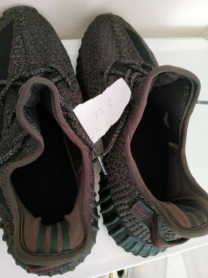 Adidas Yeezy  รูปที่ 10
