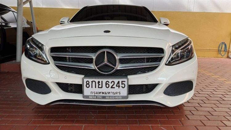 รถ Mercedes-Benz C-Class C350 สี ขาว