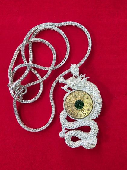 สร้อยสีเงิน หนักๆ จี้สีทอง รูปมังกร สวยหายาก สร้างน้อย สวย น่าสะสม ขายตามสภาพ ของที่บ้าน พร้อมส่งครับ