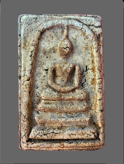 สมเด็จวัดระฆังพิมพ์ใหญ่ทรงพระประธาน พระจากบ้านเก่า เก็บบนหิ้งนานหลายปี ฟอร์มพระสวย เนื้อเก่า ขอบตัดสวยเป็นธรรมชาติ ชอบ สนใจ เชิญครับ ไม่แพง 