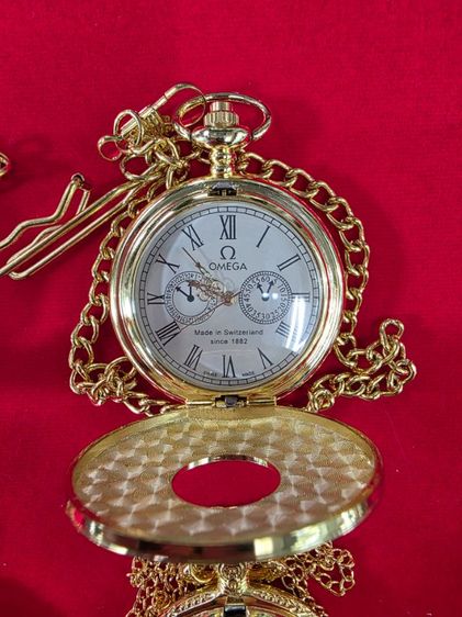 นาฬิกา พก ยี่ห้อ Omega โอเมก้า สีทอง สวยเก่าเก็บ หายาก รุ่นเก่า ขายตามสภาพใช้งานได้ปกติ ของที่บ้าน เก่าเก็บ พร้อมส่งครับ